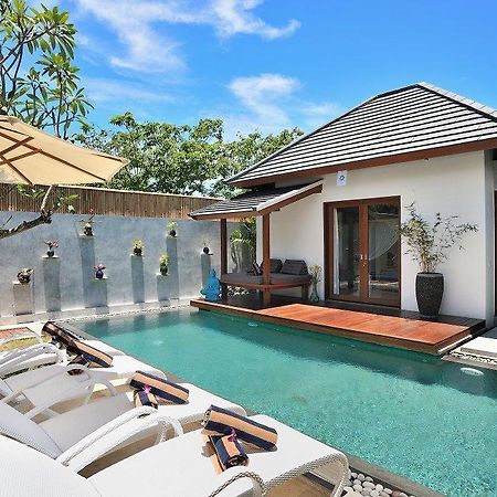 Villa Flores Seminyak  Exterior photo